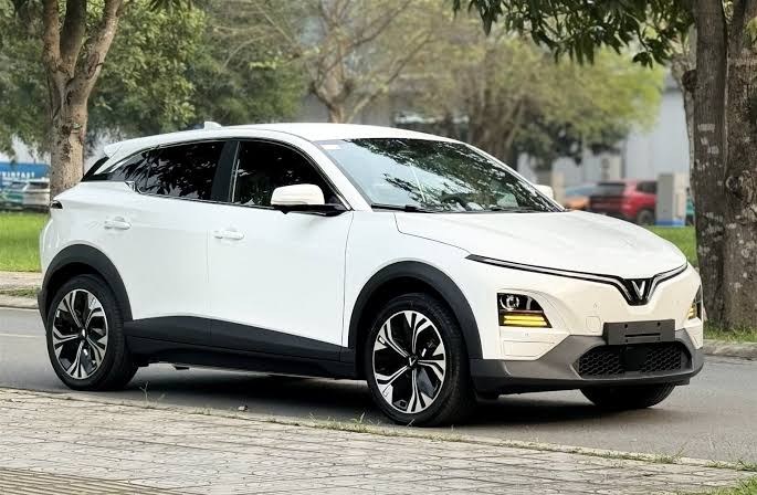 Xe điện 4 chỗ VinFast VF 6 du lịch Quy Nhơn